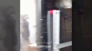 Свет в коптильню и окно на дверь.mp4