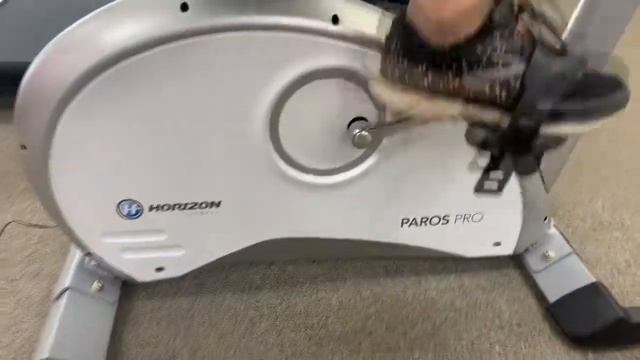 Horizon Paros Pro Exercise Bike Review - Australian Demonstration of Exercise Bike смотреть онлайн