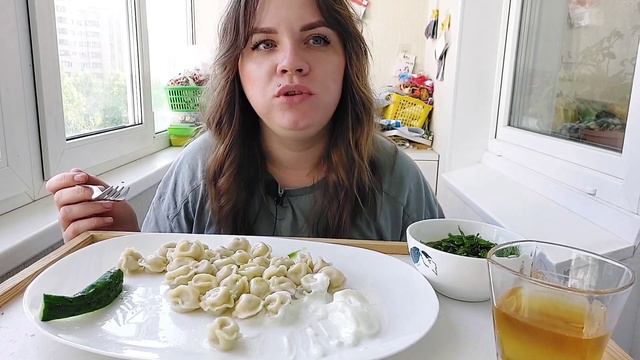 Мукбанг пельмени| Ночной гость #мукбанг #кушаемвместе смотреть онлайн