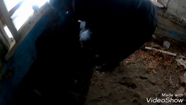 Коп в заброшенных домах! Что скрывается под полами старых домов. Сталк)