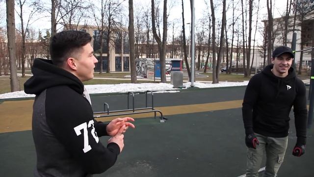 100 ОТЖИМАНИЙ В СТОЙКЕ НА РУКАХ ! ЗАРУБА С АЛЕТОМ RD !!! КТО ПОСЛЕДНИЙ, ПОЛУЧИТ НАКАЗАНИЕ! смотреть онлайн