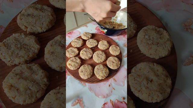ГРЕЧКАДАН КОТЛЕТ жасаймыз. Приготовим котлет из Гречки #котлет #котлетки #вкусныйрецепт #быстрыйужи смотреть онлайн