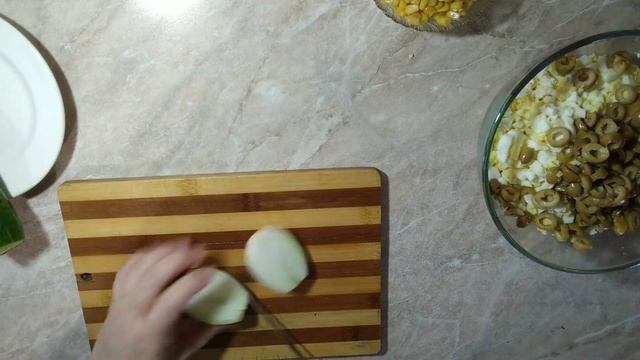 Крабовый салат современная версия#новыйгод#год#простыерецептысТатьяной смотреть онлайн