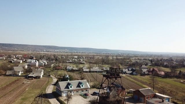 Хотінь