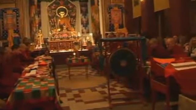 В 5 часов утра буддисты СПб встретили новый год.mp4 смотреть онлайн