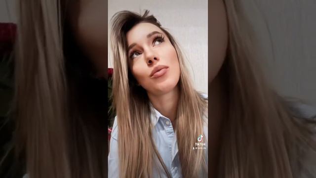 #алиса знает, как по-китайски будет серая птица 🐦?! 😂😂😂#CapCut смотреть онлайн