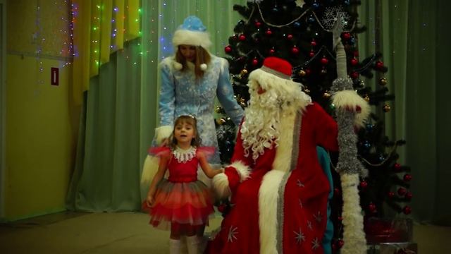 На первый снег взглянул щенок смотреть онлайн