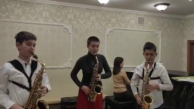 Тріо саксофоністів у складі: Сутуліна Аліса, Павлюченко Тимур, Федорцов Юрій «Україна» SOLOVIOV ART смотреть онлайн