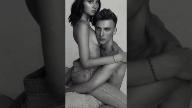 Влад А4 и Юля целуются???-#shorts смотреть онлайн