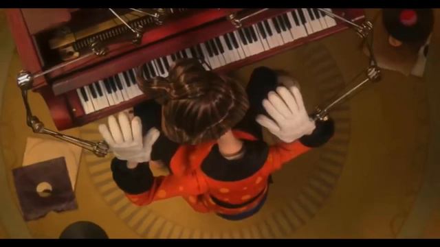 (Coraline 2009) Other father plays Giorno’s Theme смотреть онлайн