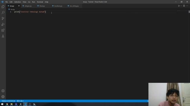 Menjalankan Program Sederhana | Python Tutorial Indonesia (2/13) смотреть онлайн