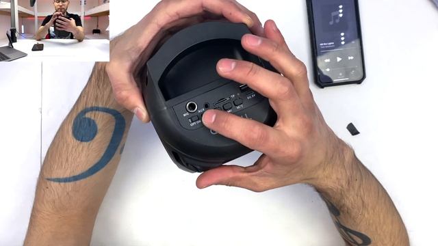 QuickCell Wireless Party Speaker Mini смотреть онлайн