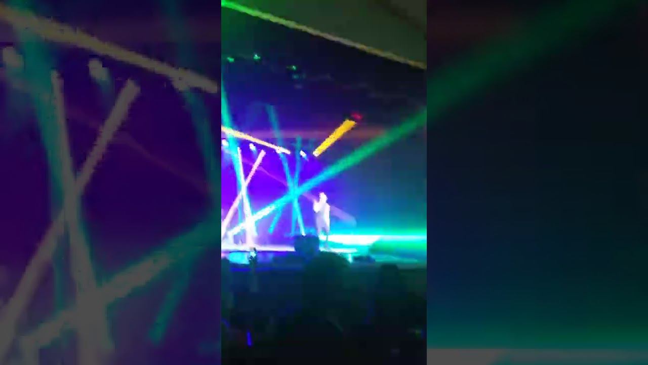 А ты возьми и позвони. Юрий Шатунов. Маленький фрагмент. смотреть онлайн