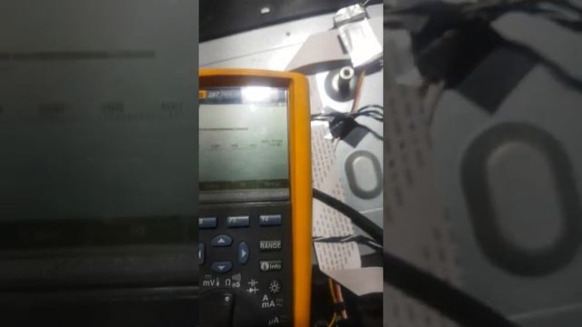 Fluke 287 con falla de dígitos, quien me puede ayudar смотреть онлайн
