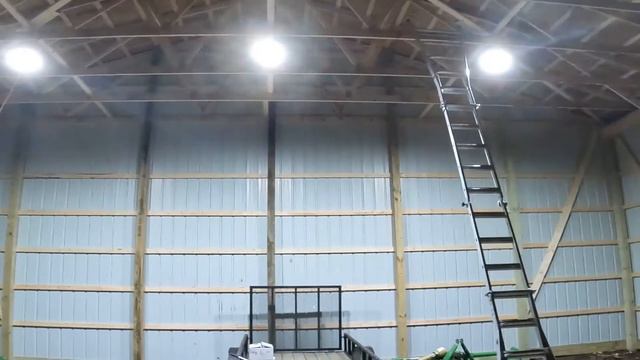 High Bay LED 150 Watt Hyperlites 3 across 48' x 96' Pole Barn Lighting смотреть онлайн