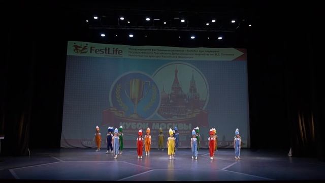 Студия танца "КрЕАтив"- коробка с карандашами (г. Москва) смотреть онлайн