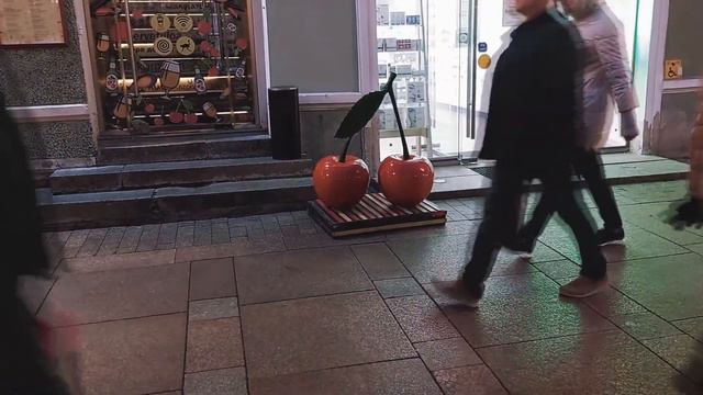 прогулка по Питеру смотреть онлайн