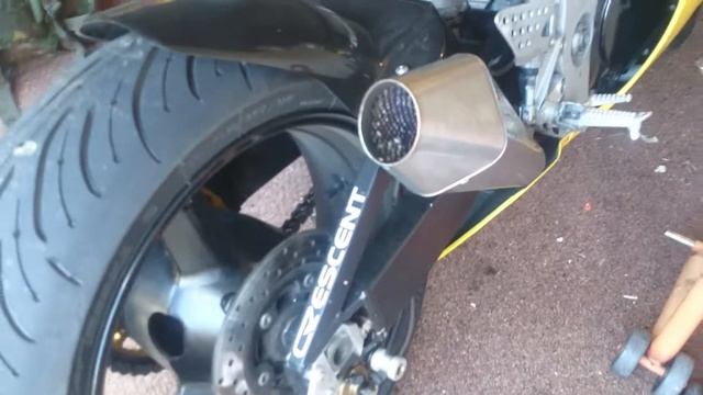 Suzuki GSXR 600 K3 with Racefit Mega exhaust смотреть онлайн