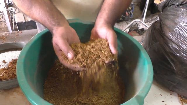 Ступа для табака. Дедовский способ измельчения табака. смотреть онлайн