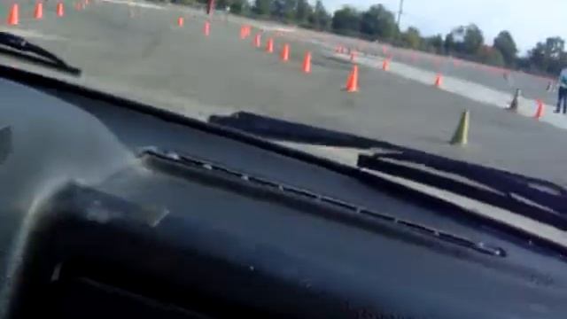 Volvo 240 wagon autocross смотреть онлайн