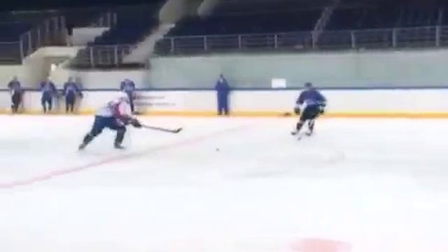 Программа СпортКласс. Лада - первая тренировка на льду смотреть онлайн