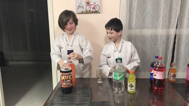 First to finish each other’s drink keeps their drink! (Hard gulp!) смотреть онлайн