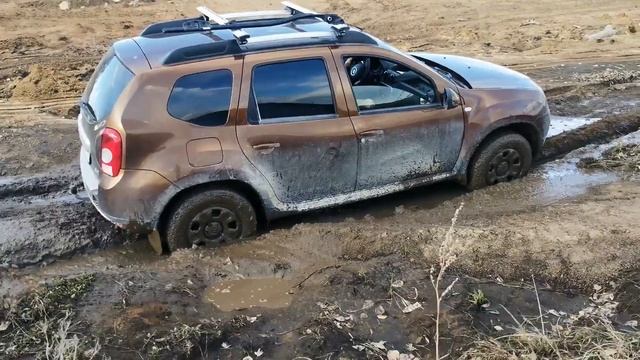 Нива против Дастера. Часть 1 смотреть онлайн