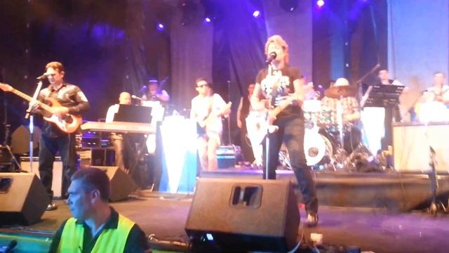 Katrina & The Moonlighting Orchestra Pivo in cvetje 2015 смотреть онлайн