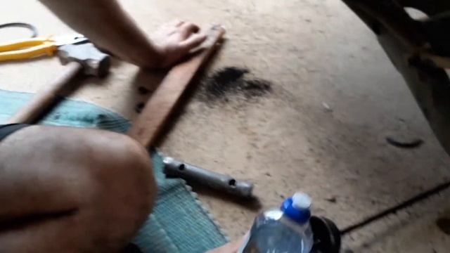 Como trocar a bucha do eixo traseiro Ford Ka/Fiesta/Eco Sport смотреть онлайн