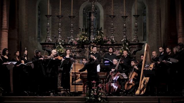 Monteverdi: Sinfonia from Madrigali Guerrieri et amorosi | Antonio Greco & Cremona Antiqua Orchestr смотреть онлайн
