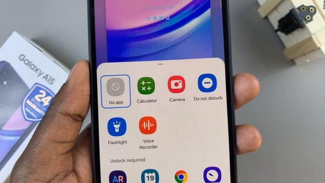 Samsung Galaxy A15: How To Add Lock Screen Shortcuts смотреть онлайн