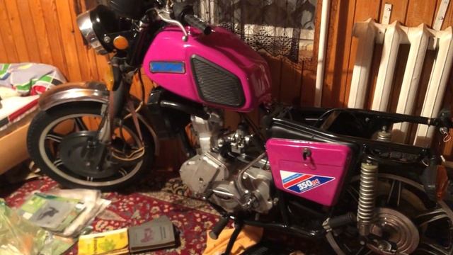 Домашний Музей Новых Ижей! Экспериментальная Иж Планета-6 с жидкостным охлаждением в гостиной! смотреть онлайн