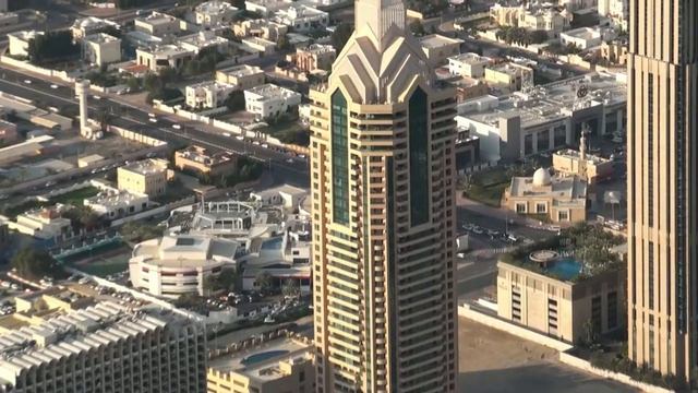 Burj Khalifa Dubai HD 1080p - AT THE TOP - my visit at the observation deck смотреть онлайн