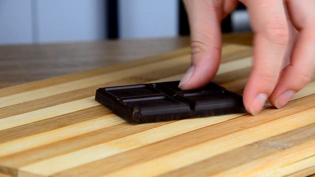 Если у вас завалялся дома БАНАН обязательно ПРИГОТОВЬТЕ ЭТИ МАФФИНЫ ! БАНАНОВЫЕ маффины к чаю ! смотреть онлайн