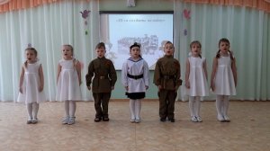 Вокальный ансамбль Шли солдаты на войну.mp4