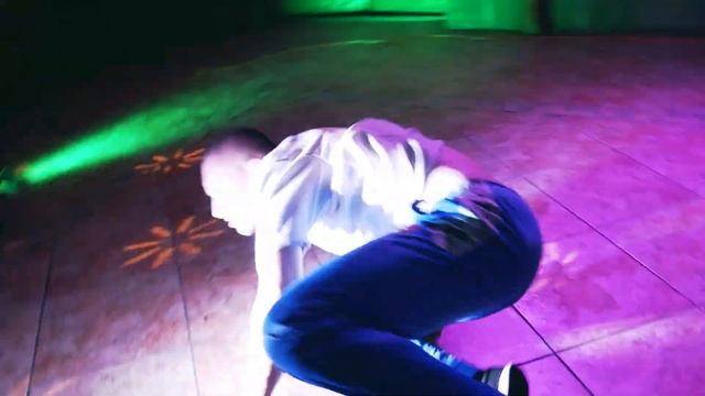 Брейк-данс (break-dance) в детском центре "SuperKids" г.Заволжье. смотреть онлайн