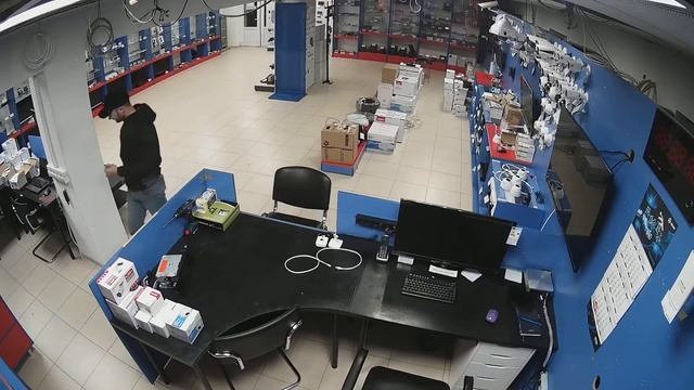 ST-703 IP PRO D(v.3) Цвет+Переключение в ЧБ смотреть онлайн