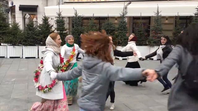 Харинама 3/7 на ст.м Чеховская 21.04.2017 смотреть онлайн