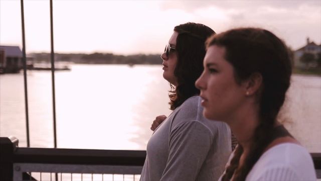 LIGHT - HD OLYMPUS OM-D EM-5 ii Cinematic Short Film смотреть онлайн