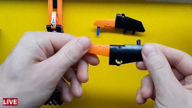 ?Собрал из лего, спортивную машину.Assembled from Lego, a sports car.#lego #car смотреть онлайн