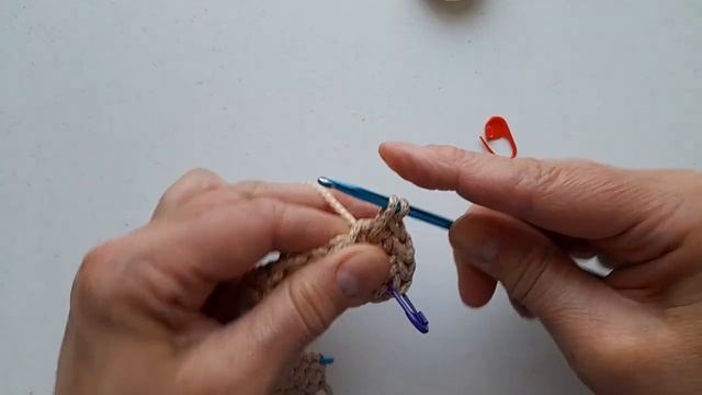 Урок по вязанию прямоугольного донышка крючком с количеством набора петель смотреть онлайн