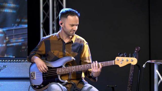 How to Use Fuzz Ft. Nick Reinhart | Learn Songs, Techniques & Tone | Fender Play LIVE | Fender смотреть онлайн