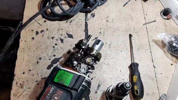 Bosch 2-26 замена ствола перфоратора и патрона.