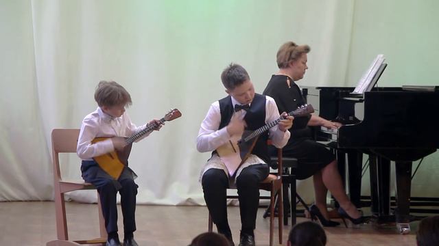 РНП "Светит месяц", обр.В.Андреева и Тронина, исп. Марьин Матвей, Богданов Богдан, конц.Чупина З. В смотреть онлайн