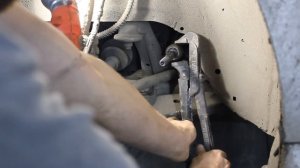 Замена рулевой тяги со стороны рулевой рейки Hyundai sonata. Устраняем стук и люфт руля.