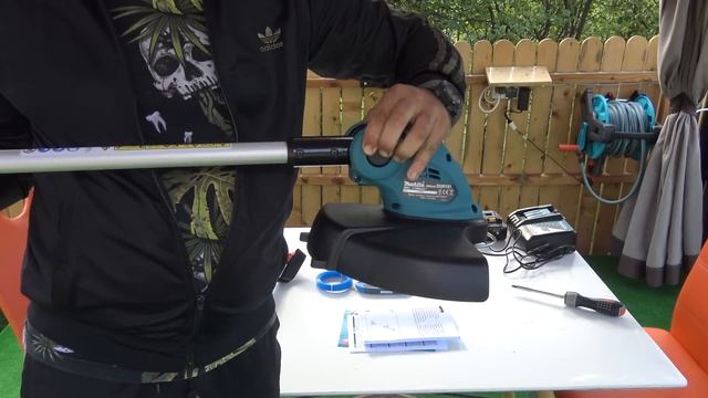 Trimmer Makita DUR181Z / cu acumulator - Unboxing, montaj, proba смотреть онлайн