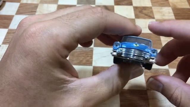 Greenlight Elvis Blue Cadillac смотреть онлайн