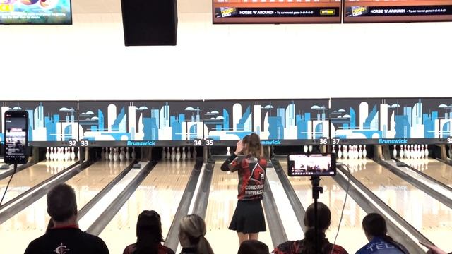 Stop Play Board Games in the Bowling Alley (WHAC 2 at Thunderbowl Lanes) смотреть онлайн