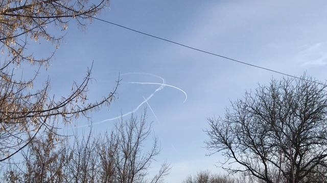 Если поднять голову на Донбассе в Горловке вверх-то можно увидеть... смотреть онлайн