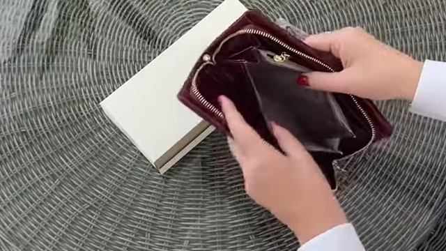 Кошелек женский кожаный бордовый JCCS смотреть онлайн